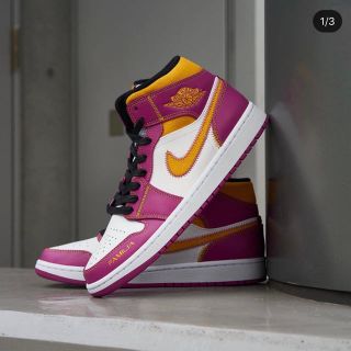 ナイキ(NIKE)のNIKE AIR JORDAN 1 MID DIA DE MUERTOS(スニーカー)