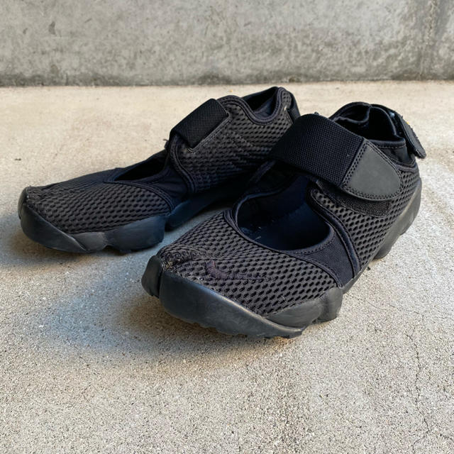 NIKE 847609-001 AIR RIFT BRエアリフト オールブラック - スニーカー