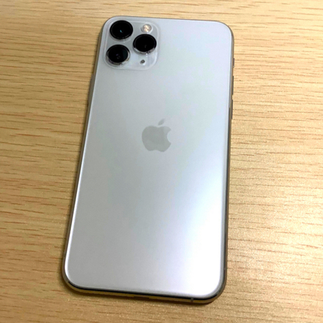 スマホ/家電/カメラ【美品】iPhone 11 Pro（Simフリー・64GB・シルバー）