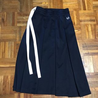 フレッドペリー(FRED PERRY)のFRED PERRY ベルトスカート(ひざ丈スカート)