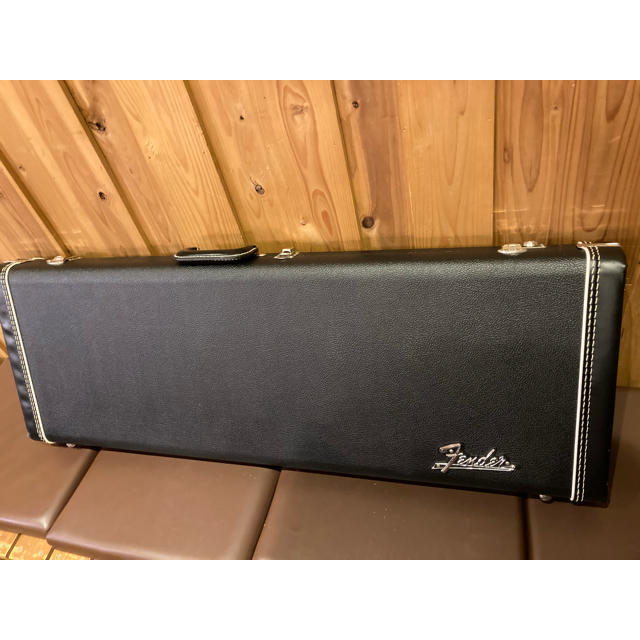 Fender - 【ぽんぽん様専用】Fender USA ギター用ハードケースの通販 by フジキ's shop｜フェンダーならラクマ