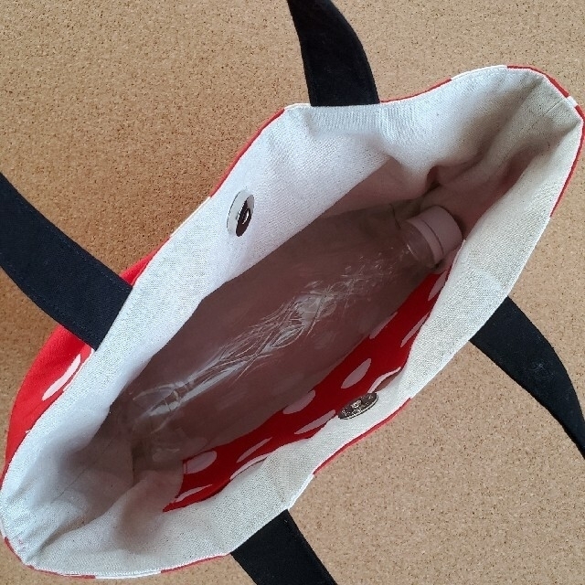 Disney(ディズニー)の専用　ミニトートバッグ　リボン付き　ドット柄マスクカバー　ボタン付きマスクカバー ハンドメイドのファッション小物(バッグ)の商品写真