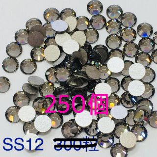 スワロフスキー(SWAROVSKI)のスワロフスキー★#2028★デコパーツ★ラインストーン(デコパーツ)