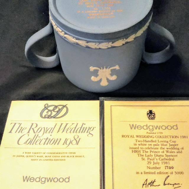 WEDGWOOD(ウェッジウッド)のウェッジウッド[限定品]RoyalWedding Charles & Diana エンタメ/ホビーの美術品/アンティーク(陶芸)の商品写真