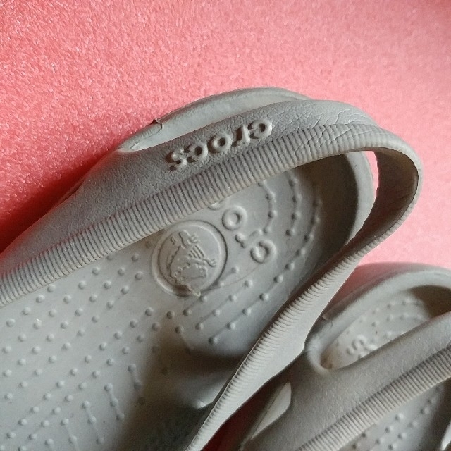 crocs(クロックス)のクロックス マリンディ グレー色 サンダル レディースの靴/シューズ(サンダル)の商品写真