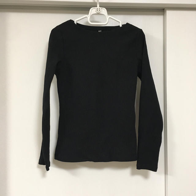 UNIQLO(ユニクロ)のボートネック　長袖 黒 レディースのトップス(Tシャツ(長袖/七分))の商品写真