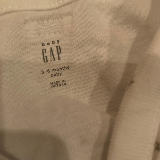 GAP Kids(ギャップキッズ)の子供服 キッズ/ベビー/マタニティのベビー服(~85cm)(ロンパース)の商品写真