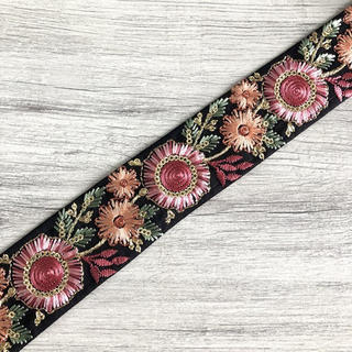 インド刺繍リボン シルク100% 花 黒 アジアン ボヘミアン チュールレース(各種パーツ)