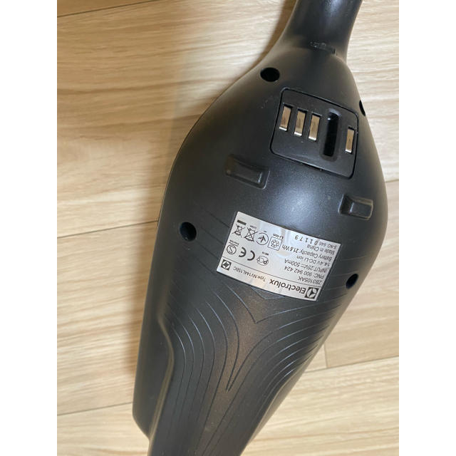 Electrolux ZB3105AK コードレス　掃除機