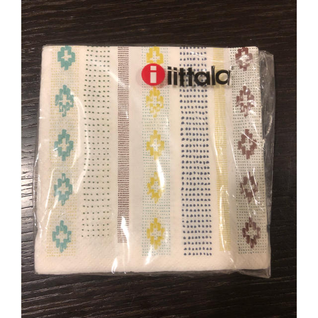 iittala(イッタラ)のイッタラ ペーパーナフキン 18枚 インテリア/住まい/日用品のキッチン/食器(テーブル用品)の商品写真