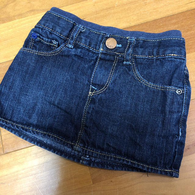 GAP Kids(ギャップキッズ)のGAP Kids デニムスカート　80センチ キッズ/ベビー/マタニティのキッズ服女の子用(90cm~)(スカート)の商品写真