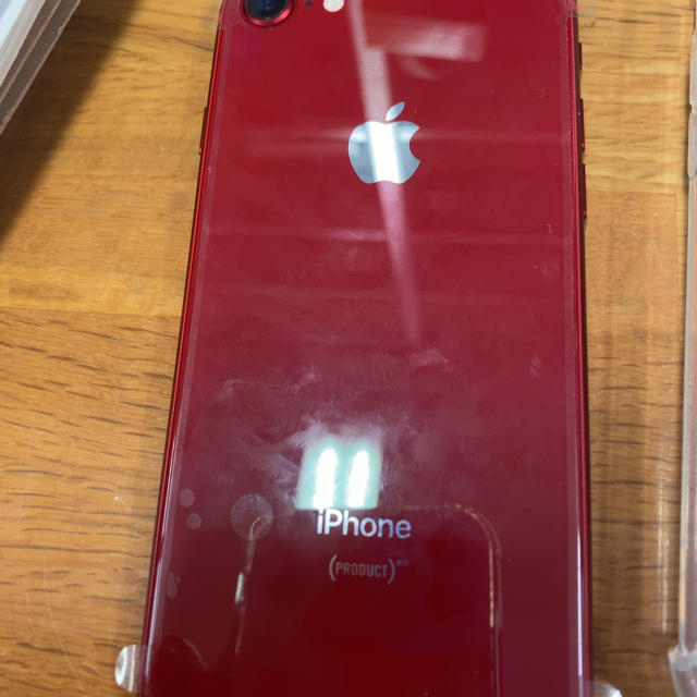 iPhone8 SIMフリー　RED 64GB 本体　保護フィルム　カバー 1