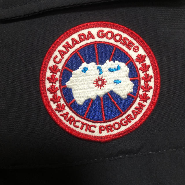 CANADA GOOSE(カナダグース)の専用 メンズのジャケット/アウター(ダウンベスト)の商品写真