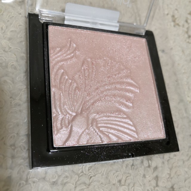 Sephora(セフォラ)のwet n wild ハイライター コスメ/美容のベースメイク/化粧品(フェイスカラー)の商品写真