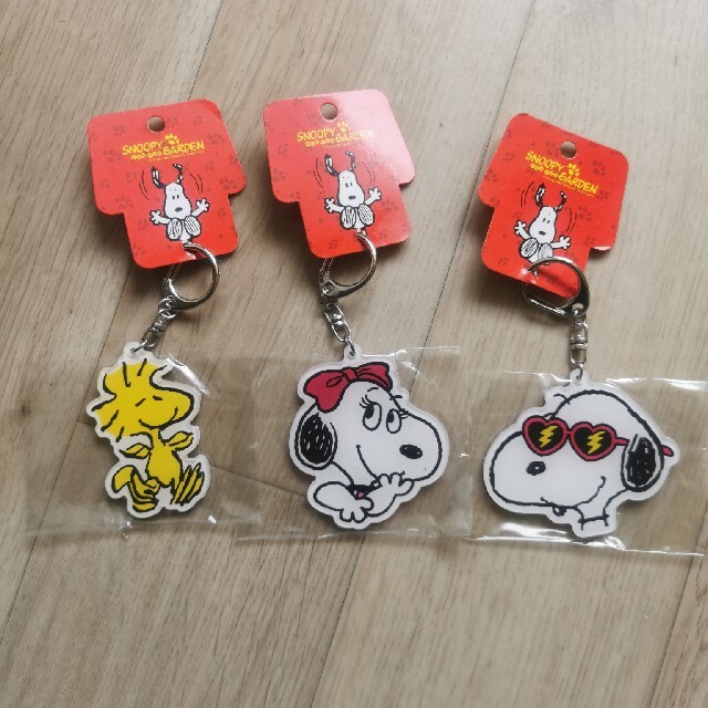 SNOOPY - 値下げ|新品未開封|SNOOPY 両面 アクリル キーホルダーの通販