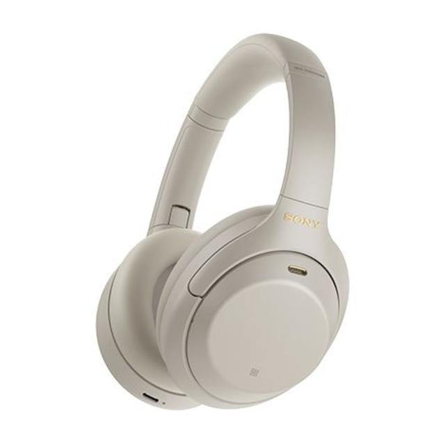 SONY(ソニー)のソニー WH-1000XM4S ヘッドセット プラチナシルバー【新品/送料無料】 スマホ/家電/カメラのオーディオ機器(ヘッドフォン/イヤフォン)の商品写真