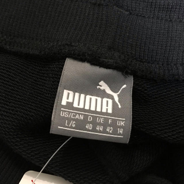 PUMA(プーマ)のＰＵＭＡ プーマ トラック スウェットパンツ L ブラック/ホワイト レディースのパンツ(カジュアルパンツ)の商品写真