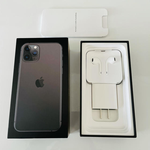 Apple(アップル)の【早いもの勝ち】iPhone 11 Pro  256 SIMフリー スマホ/家電/カメラのスマートフォン/携帯電話(スマートフォン本体)の商品写真