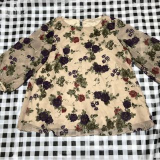 ストロベリーフィールズ 花柄ブラウス 新品、未使用 | www.innoveering.net