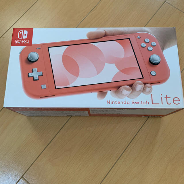 美品　Nintendo Switch ニンテンドースイッチライト