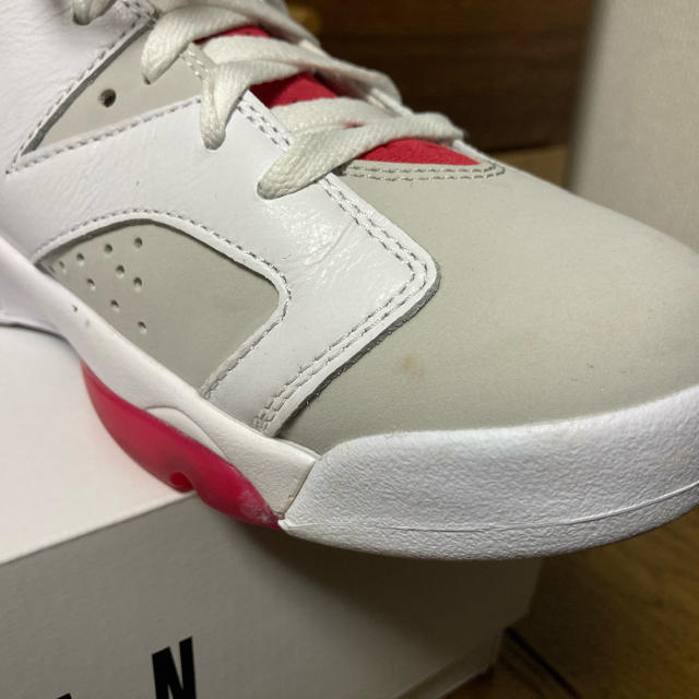 NIKE(ナイキ)のNIKE AIR JORDAN 6 RETRO メンズの靴/シューズ(スニーカー)の商品写真