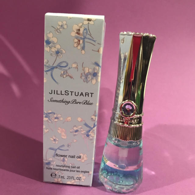 JILLSTUART(ジルスチュアート)のショップ袋付♡JILLSTUARTサムシングピュアブルーフラワーネイルオイル コスメ/美容のネイル(ネイルケア)の商品写真