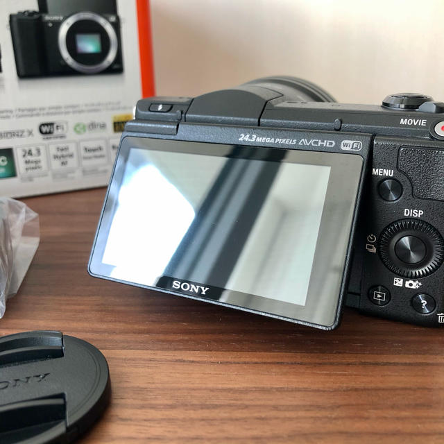 SONY a5100 ミラーレス一眼　ブラック