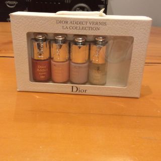 ディオール(Dior)のDiorディオール   マニュキア 4本セット(マニキュア)