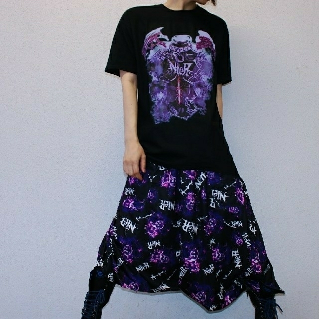 即購入OK!匿名配送!NieR ストレッチパンツ