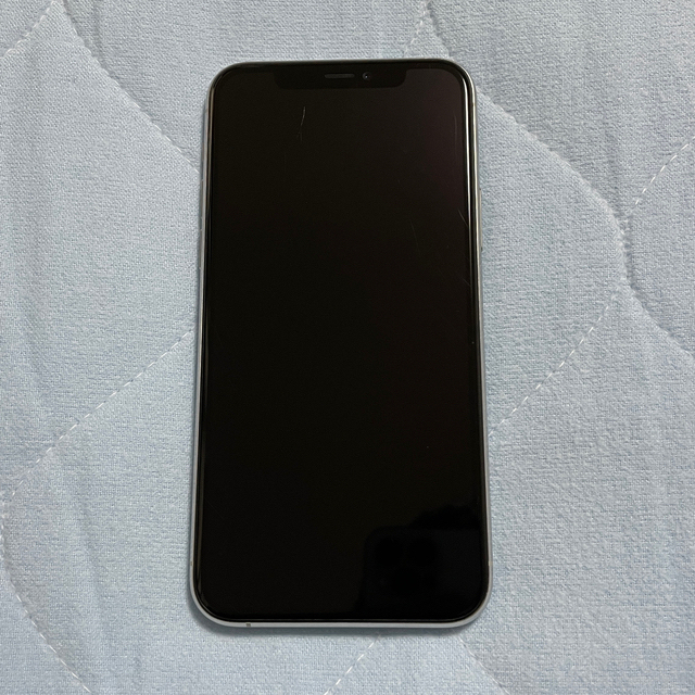 iPhone11 Pro 本体【充電できるカバー付けます！】