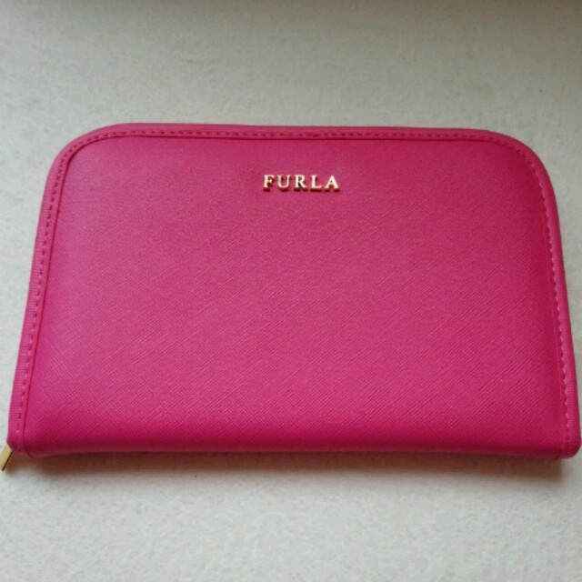 Furla(フルラ)のFURLA×Sweetマルチケース レディースのファッション小物(その他)の商品写真