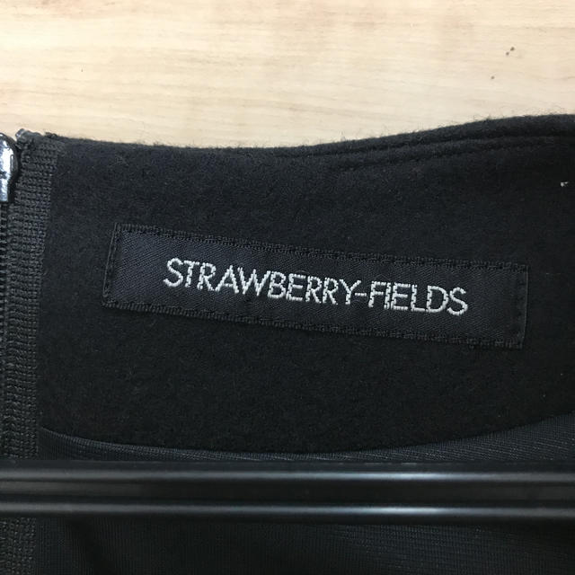 STRAWBERRY-FIELDS(ストロベリーフィールズ)のストロベリーフィールズ　ワンピース　美品 レディースのワンピース(ひざ丈ワンピース)の商品写真