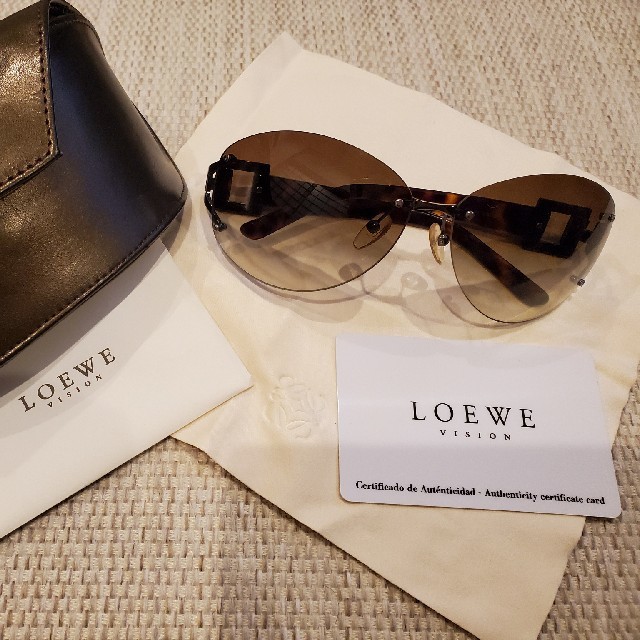 LOEWE(ロエベ)のロエベ サングラス レディースのファッション小物(サングラス/メガネ)の商品写真