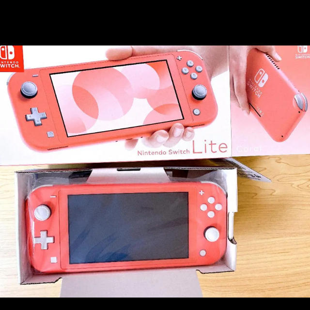 Nintendo Switch Lite コーラル