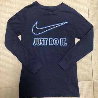 ナイキ(NIKE)のナイキ　長袖Tシャツ　140cm  ロンT 紺色　(Tシャツ/カットソー)