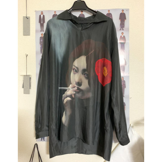 トップスyohjiyamamoto 18ss シルクシャツ 椿とタバコ