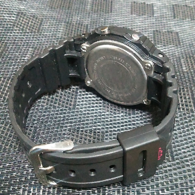 G-SHOCK スペースインベーダー　DW-5600VT