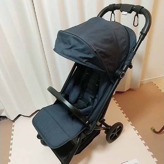 cybex(サイベックス)の日本未発売☆サイベックス イージーS+ デニムブルー キッズ/ベビー/マタニティの外出/移動用品(ベビーカー/バギー)の商品写真