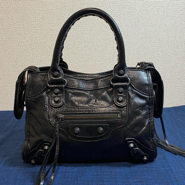 Balenciaga(バレンシアガ)のバレンシアガ　ショルダーバッグ レディースのバッグ(ショルダーバッグ)の商品写真