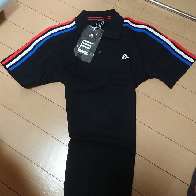 adidas(アディダス)のchitashimama専用[送料込]Adidas　上(ポロシャツ)下　袋付き メンズのメンズ その他(その他)の商品写真