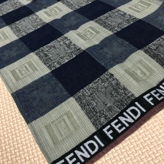 フェンディ(FENDI)のフェンディ 透かし織り ハンカチ スカーフ(ハンカチ/ポケットチーフ)