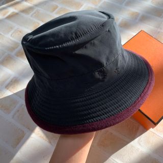 エルメス(Hermes)の秋冬のご旅行に　未使用　HERMES  エルメス　MOTSCH 黒(ハット)