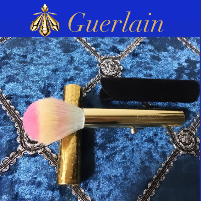 GUERLAIN(ゲラン)のゲラン パウダーブラシ コスメ/美容のメイク道具/ケアグッズ(ブラシ・チップ)の商品写真