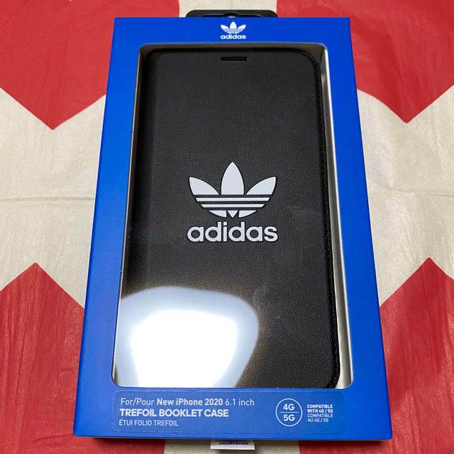 adidas(アディダス)の🔵【iPhone 12/12pro】adidas 手帳ケース スマホ/家電/カメラのスマホアクセサリー(iPhoneケース)の商品写真