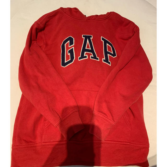 GAP(ギャップ)のGAP パーカー　赤 キッズ/ベビー/マタニティのキッズ服女の子用(90cm~)(ジャケット/上着)の商品写真