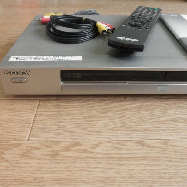 SONY(ソニー)のソニー　ＤＶＤプレーヤー　2003年製 スマホ/家電/カメラのテレビ/映像機器(DVDプレーヤー)の商品写真