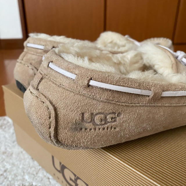 UGG(アグ)の【専用】UGGアグ　モカシン　24cm レディースの靴/シューズ(スリッポン/モカシン)の商品写真