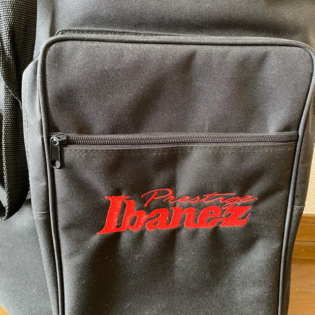 Ibanez(アイバニーズ)のIbanez のギグバックです。 楽器のギター(ケース)の商品写真