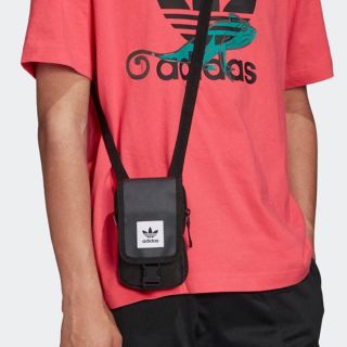 アディダス(adidas)のadidas ショルダーバッグ(ショルダーバッグ)