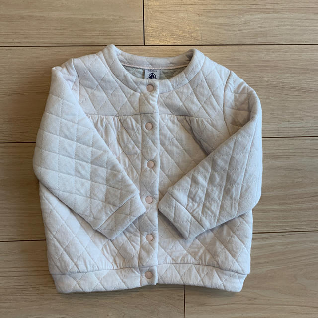 PETIT BATEAU(プチバトー)のプチバトー　キルティングジャケット キッズ/ベビー/マタニティのキッズ服女の子用(90cm~)(ジャケット/上着)の商品写真